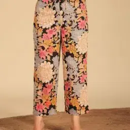 Women Floral Print Pant-image-28