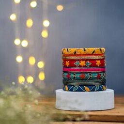 Pack of 7 Women Slip-On Bangles-image-9