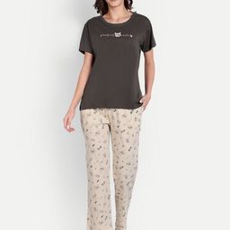 Bedtime story Conversational Printed Pure Cotton T-shirt With Pyjama-picture-4