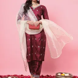 VredeVogel Ethnic Motifs Embroidered Straight Kurta with Trouser & Dupatta-28