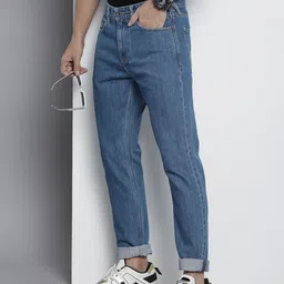 Tommy Hilfiger Men Scanton Y Sneaker Length Slim Fit Light Fade Pure Cotton  Jeans-image-25