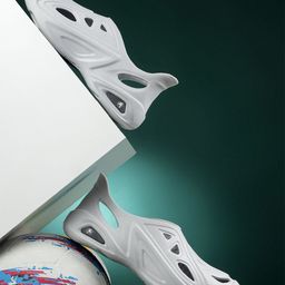 Trenz Men Self Design Walking Shoes-22