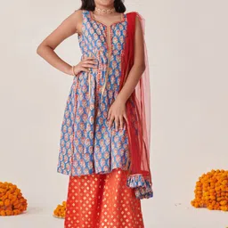 pspeaches Girls Floral Printed Empire Gotta Patti Kurta with Palazzos & With Dupatta-image-95