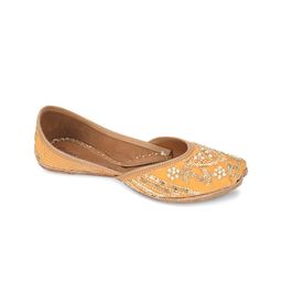 DESI COLOUR Women Mustard Embellished Leather Ethnic Mojaris Flats-image-38