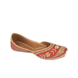 DESI COLOUR Women Maroon Embellished Leather Ethnic Mojaris Flats-picture-17