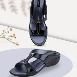 TRASE Women Open Toe Flats With Western - Embellished-19
