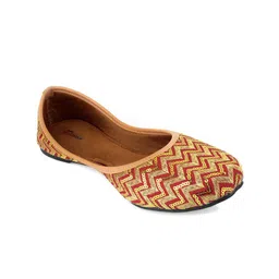 DESI COLOUR Women Embroidered Mojaris-image-17