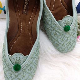DESI COLOUR Women Embellished Ethnic Ballerinas Flats-image-23