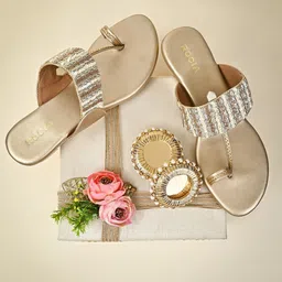 Rocia Ethnic Embroidered One Toe Wedges-33