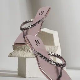 TWIN TOES Women Braided Open Toe Flats-39