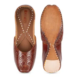 Ta Chic Textured Leather Square Toe Mojaris With Laser Cuts image 5