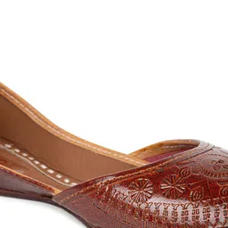 Ta Chic Textured Leather Square Toe Mojaris With Laser Cuts image 3