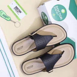 DOCTOR EXTRA SOFT Textured Lightweight Open Toe Flats With Buckles Detail & Laser Cuts-39