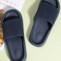 The Roadster Lifestyle Co. Men Grey Textured Sliders-31
