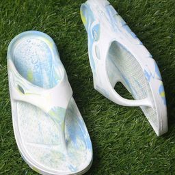 Bata Men Printed Thong Flip-Flops-image-0