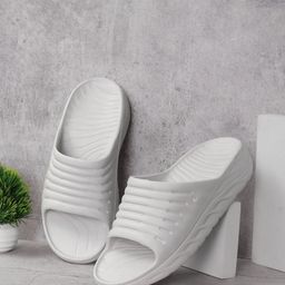 The Roadster Lifestyle Co. Men Self Design Sliders-picture-48