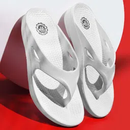 The Roadster Lifestyle Co. Men White Slip On Flip Flops-picture-19
