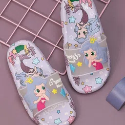 Yellow Bee Girls Printed Sliders-picture-51