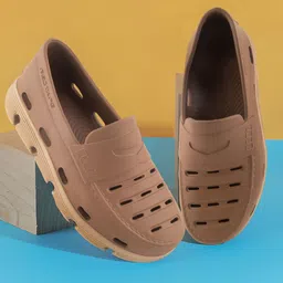 Red Tape Men Self Design Clogs-picture-0