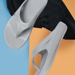 The Roadster Lifestyle Co. Men Textured Thongs-picture-20