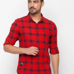 SPYKAR Men Red Slim Fit Checked Casual Shirt-image-6