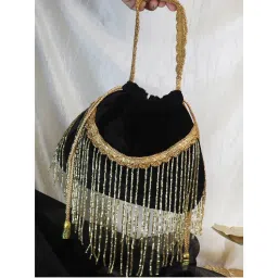 Soho Boho Studio Women Black Embellished Velvet Sky Black Potlid Bag-picture-6