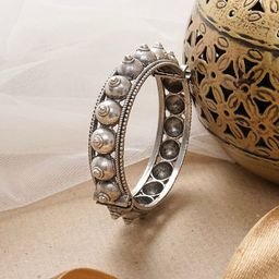 VENI Women Silver-Plated Oxidised Brass Bangles-35