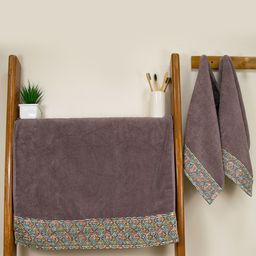 RANGOLI Set Of 3 Cream-Coloured Printed Pure Cotton 550 GSM Towel Set image 1