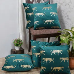 Clasiko Green & Gold-Toned Set of 5 Quirky Velvet Square Cushion Covers-image-51