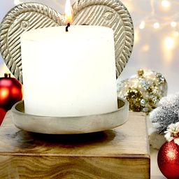 Hind Decor Silver Toned Aluminum Christmas Heart Candle Holder-image-91