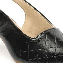 Denill Textured Pointed Toe Block Heels image 5