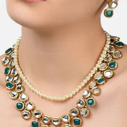 Zaveri Pearls Gold Toned & Green Traditional Kundan Studded Jewellery Set-image-52