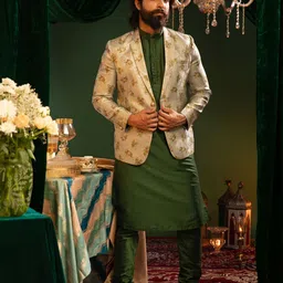 VASTRAMAY Men Green Ethnic Motifs Kurta and Churidar with Jacket-38