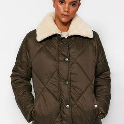 Trendyol Spread Collar Quilted Jacket-41