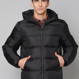 JUNK de LUXE Men Black Lightweight Padded Jacket-image-5