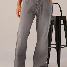 The Indian Garage Co Men Bootcut Clean Look Heavy Fade Jeans-image-85