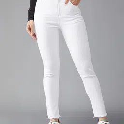 DOLCE CRUDO Women Skinny Fit High-Rise Light Fade Stretchable Jeans-picture-16