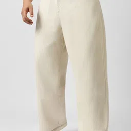 Urbano Plus Men Loose Relaxed Fit Clean Look Mid Rise Pure Cotton Jeans-image-30