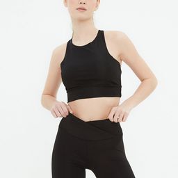 Trendyol Women Black High-Rise Shorts-image-79