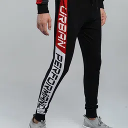 Maniac Men Black & Red Printed Cotton Slim Fit Jogger-image-75