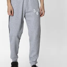 Celio Men Grey Melange Solid Straight-Fit Joggers-picture-5