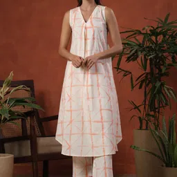 anayna Geometric Printed Pleated V-Neck Pure Cotton A-Line Kurta With Trousers-3