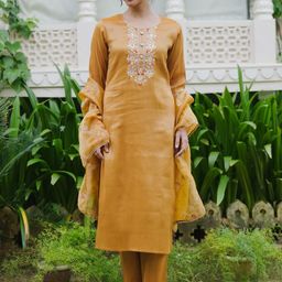 Indo Era Women Floral Embroidered Regular Thread Work Kurta with Trousers & With Dupatta-21