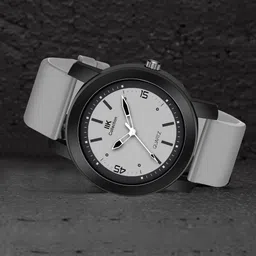IIK COLLECTION Men Round Dial Flexible Silicon Strap Watch image 1