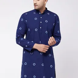 VASTRAMAY Men Blue Geometric Tie and Dye Kurta-image-35
