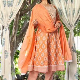 SINGNI Printed Thread Work Pure Cotton Anarkali Kurta With Trousers & Dupatta image 3