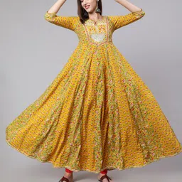GULMOHAR JAIPUR Women Floral Printed Flared Sleeves Anarkali Kurta-38