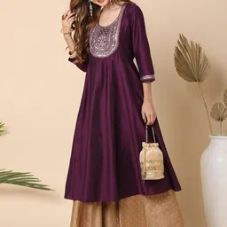 Globus Women Floral Embroidered & Sequinned Yoke Panelled Festive A-Line Kurta-12