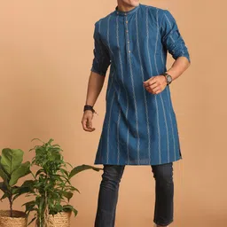 VASTRAMAY Men Striped Thread Work Jacquard Kurta-image-20