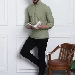 SOJANYA Men Green Solid Straight Kurta-image-24
